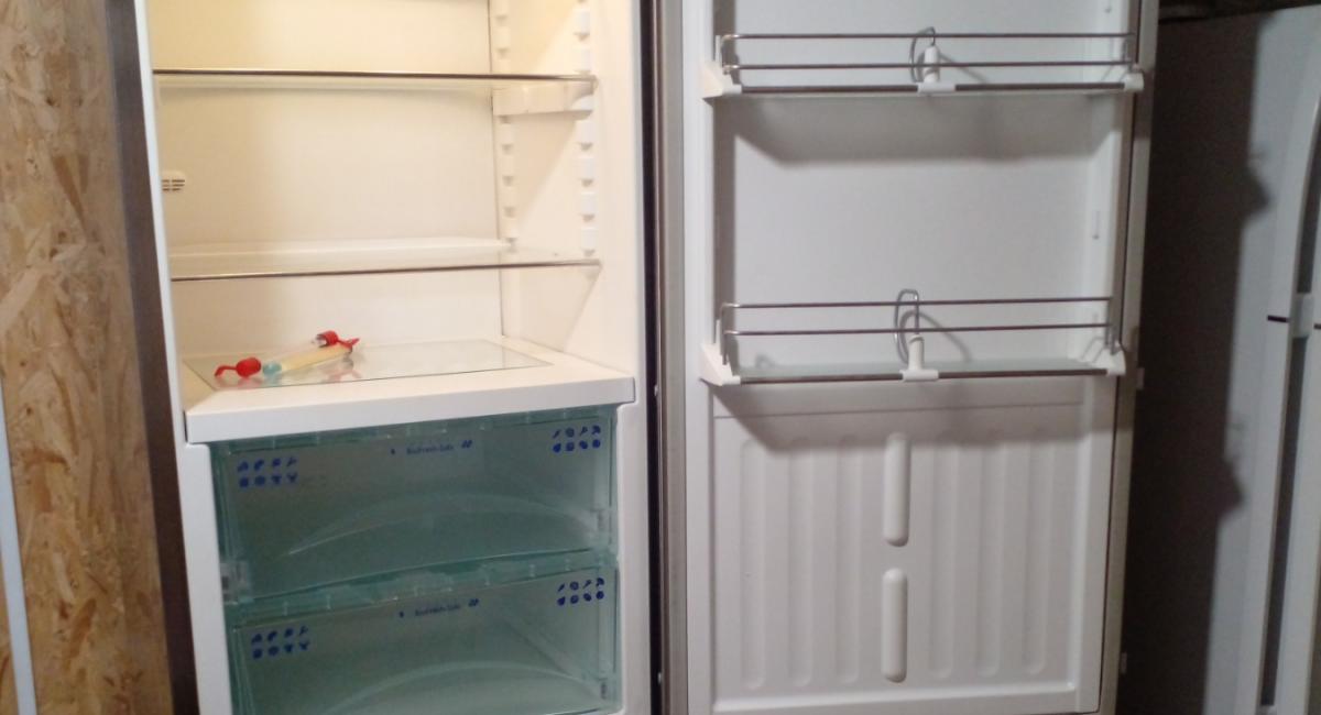 Лампочка в холодильник: советы по выбору. Виды осветительной системы в холодильник
