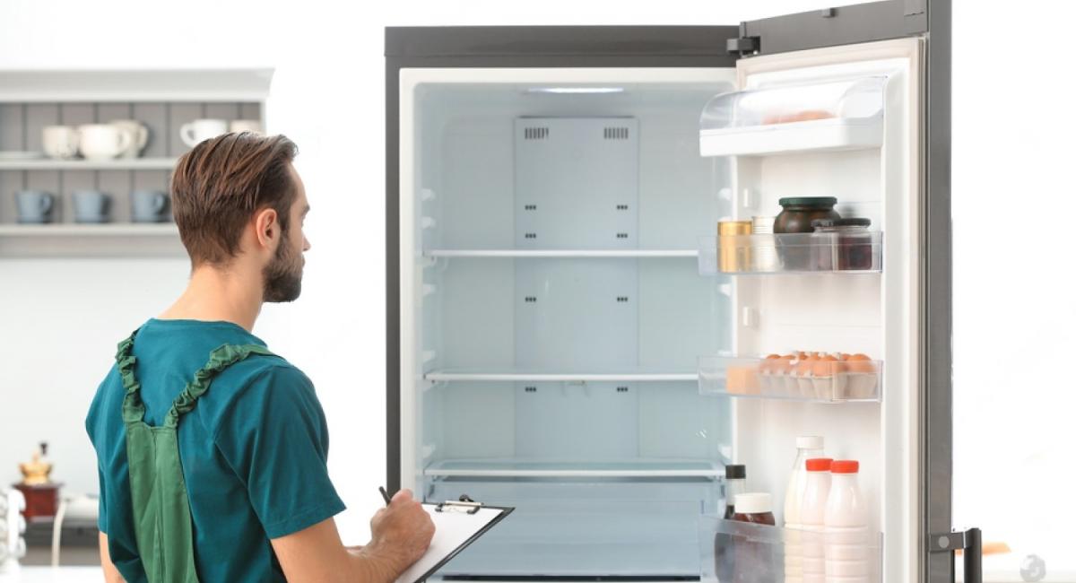 Как формируется цена на ремонт холодильника