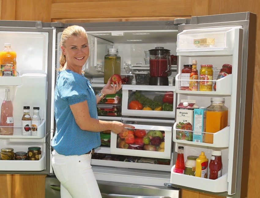 Чем опасны скачки напряжения для холодильника